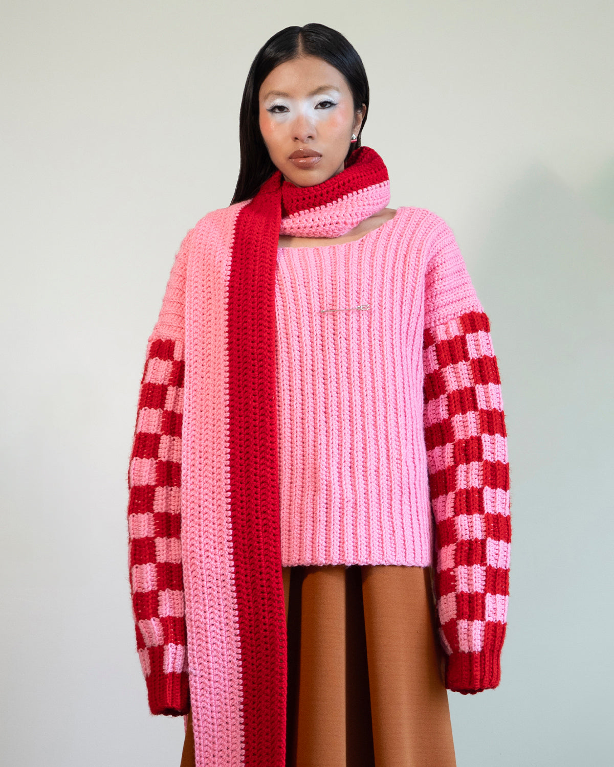HAND-KNITTED SWEATER FALL WINTER 2023/2024